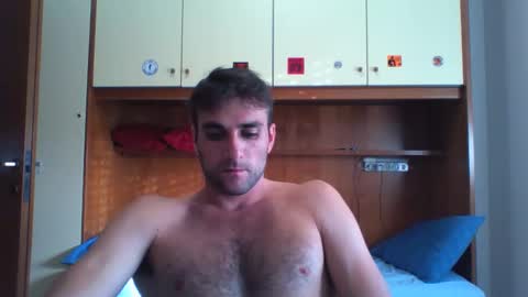 bluejoee online show from September 17, 2025, 3:46 pm