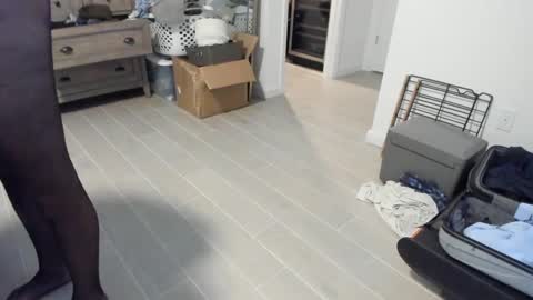 bluekenyi52 online show from October 8, 2025, 10:07 pm