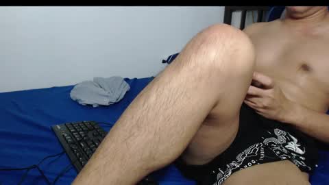 Snapshot of blueranger27 chatting on February 26, 2025, 2:15 am Andy Tan online show from February 26, 2025, 2:15 am