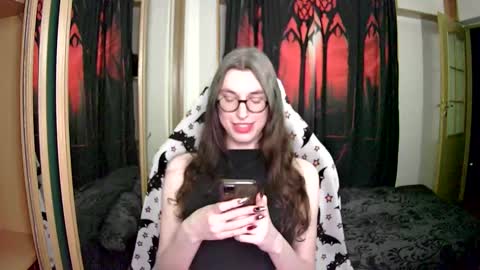 Snapshot of bluerose98 chatting on March 3, 2025, 7:06 pm Bluerose online show from March 3, 2025, 7:06 pm