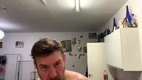 Snapshot of blueylouie8383 chatting on December 29, 2024, 2:27 am Blueyloey online show from December 29, 2024, 2:27 am