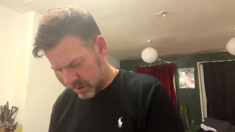 Snapshot of blueylouie8383 chatting on January 1, 2025, 4:07 am Blueyloey online show from January 1, 2025, 4:07 am