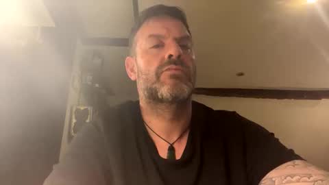 Snapshot of blueylouie8383 chatting on March 27, 2026, 2:06 am Blueyloey online show from March 27, 2026, 2:06 am