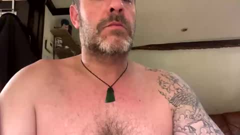 Snapshot of blueylouie8383 chatting on April 14, 2026, 2:28 am Blueyloey online show from April 14, 2026, 2:28 am