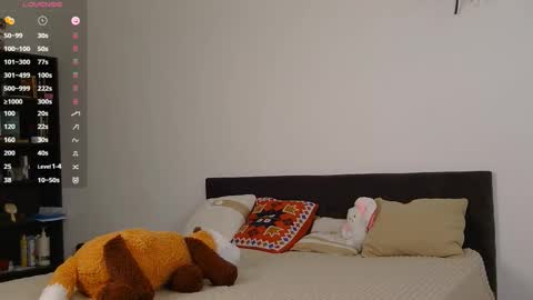 Kate online show from December 20, 2025, 9:27 am