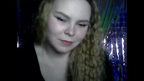 blushing_star online show from March 7, 2025, 5:28 pm