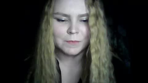 blushing_star online show from March 11, 2025, 5:13 pm