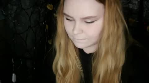 blushing_star online show from March 26, 2026, 4:12 pm