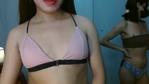 Snapshot of blythe_show chatting on February 19, 2025, 6:21 pm blythe_show online show from February 19, 2025, 6:21 pm