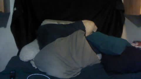 Snapshot of bmoney_fun chatting on August 6, 2026, 12:23 am bmoney_fun online show from August 6, 2026, 12:23 am