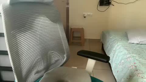 Snapshot of bmporn87 chatting on February 10, 2025, 10:31 am Horny Ben online show from February 10, 2025, 10:31 am