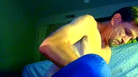 bmurray13kc2 online show from October 8, 2025, 6:11 am