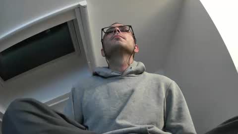 bo22222222 online show from September 16, 2025, 8:21 pm