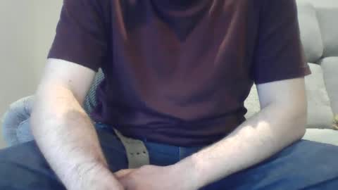 bobby_113 online show from December 18, 2024, 12:51 pm