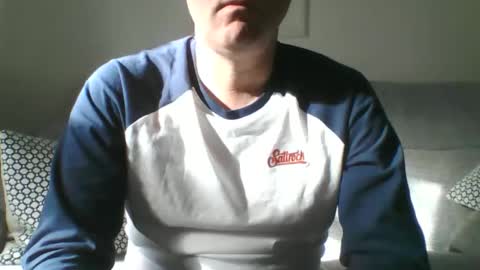 bobby_113 online show from March 14, 2026, 9:04 am