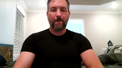 Snapshot of bobchmw chatting on May 3, 2026, 1:22 am Bobchmw online show from May 3, 2026, 1:22 am