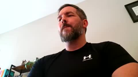 Snapshot of bobchmw chatting on May 12, 2026, 12:57 pm Bobchmw online show from May 12, 2026, 12:57 pm