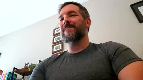 Snapshot of bobchmw chatting on May 13, 2026, 1:41 pm Bobchmw online show from May 13, 2026, 1:41 pm