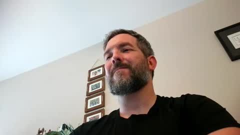 Snapshot of bobchmw chatting on May 20, 2026, 1:17 pm Bobchmw online show from May 20, 2026, 1:17 pm