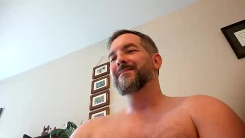 Snapshot of bobchmw chatting on May 24, 2026, 8:25 pm Bobchmw online show from May 24, 2026, 8:25 pm