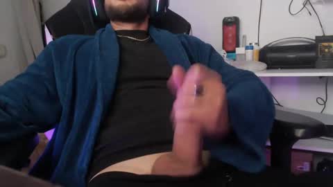 bodyking69 online show from January 17, 2025, 7:27 pm