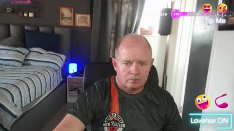 Snapshot of boeslaboes chatting on September 21, 2025, 5:42 am Ningifun couple online show from September 21, 2025, 5:42 am