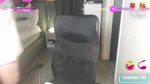 Snapshot of boeslaboes chatting on December 1, 2025, 1:43 am Ningifun couple online show from December 1, 2025, 1:43 am