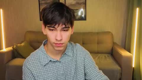 ALEXPVT IS OPEN online show from February 12, 2026, 5:02 am