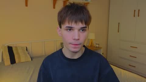 ALEXPVT IS OPEN online show from February 20, 2026, 6:19 am