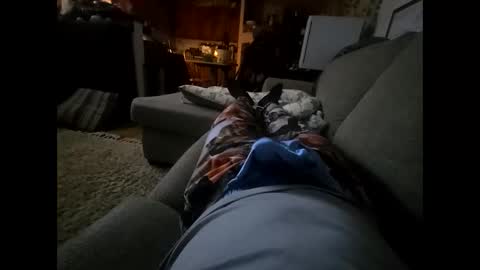 bombinshaman online show from November 17, 2025, 7:36 am