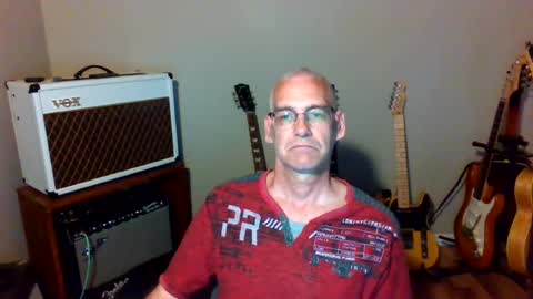 Snapshot of bomec40 chatting on July 13, 2026, 12:52 pm Carl online show from July 13, 2026, 12:52 pm