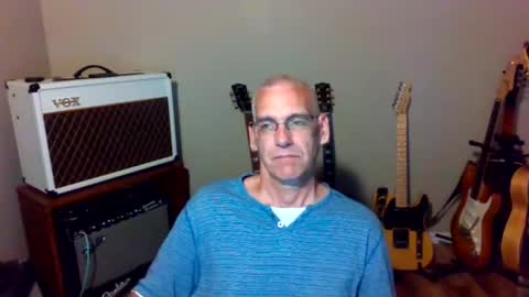 Snapshot of bomec40 chatting on July 15, 2026, 2:06 am Carl online show from July 15, 2026, 2:06 am