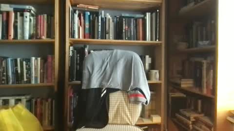 BonderBarney online show from December 31, 2024, 4:04 pm