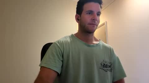 Snapshot of bondi333 chatting on November 10, 2025, 12:31 am Bondi online show from November 10, 2025, 12:31 am