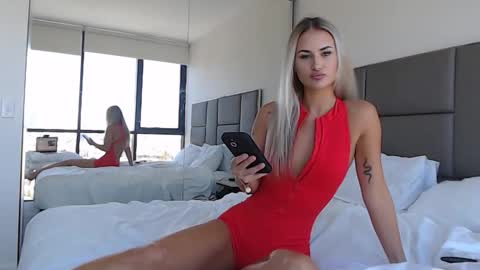 Snapshot of bondibarbie chatting on December 2, 2025, 12:38 am Bondi Barbie online show from December 2, 2025, 12:38 am