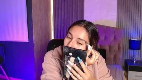 Snapshot of bonnali_lune chatting on June 27, 2026, 4:39 am bonnali_lune online show from June 27, 2026, 4:39 am