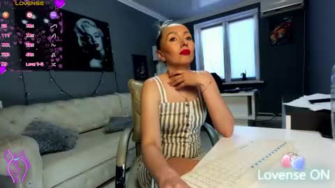 Snapshot of bonnie_annd_clyde chatting on June 10, 2026, 1:21 pm bonnie_annd_clyde online show from June 10, 2026, 1:21 pm