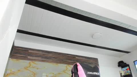 becky online show from November 18, 2025, 6:12 pm