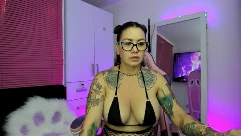 bonnie online show from February 11, 2026, 7:19 pm