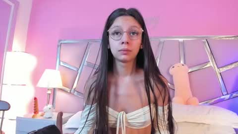 Bonnie  online show from February 18, 2025, 2:16 pm