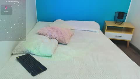 Bonnie  online show from January 6, 2025, 1:41 pm