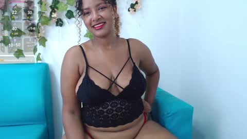 Snapshot of bonnydopson chatting on December 15, 2024, 8:15 pm Bonny Dopson online show from December 15, 2024, 8:15 pm