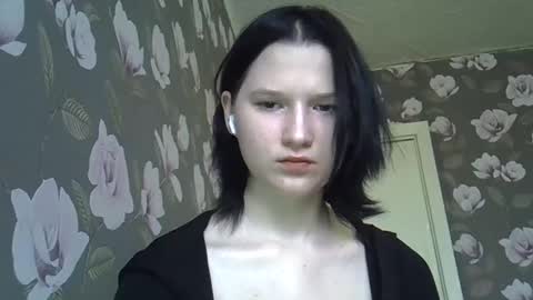 bony_may4 online show from December 28, 2024, 7:11 am