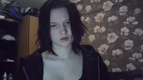 bony_may4 online show from January 5, 2025, 8:21 pm