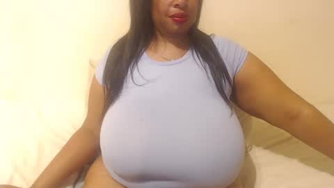 boobyqueen online show from December 16, 2025, 10:59 pm