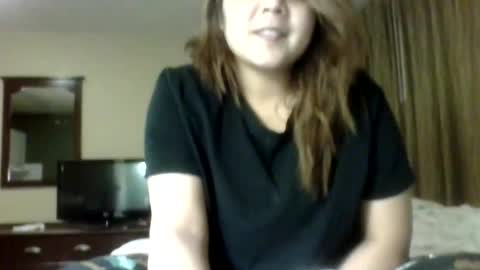 Snapshot of bookishdivya chatting on November 18, 2025, 2:06 am Divya online show from November 18, 2025, 2:06 am