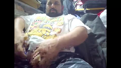 Snapshot of boonutzinurface chatting on September 22, 2025, 1:29 am Boonuyzinurface online show from September 22, 2025, 1:29 am