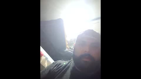 Snapshot of boonutzinurface chatting on November 13, 2025, 8:30 pm Boonuyzinurface online show from November 13, 2025, 8:30 pm