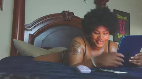 boooohoooobaby online show from March 24, 2026, 11:54 pm