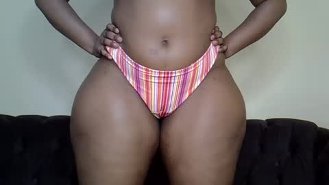 bootieshakess online show from March 11, 2025, 10:42 pm